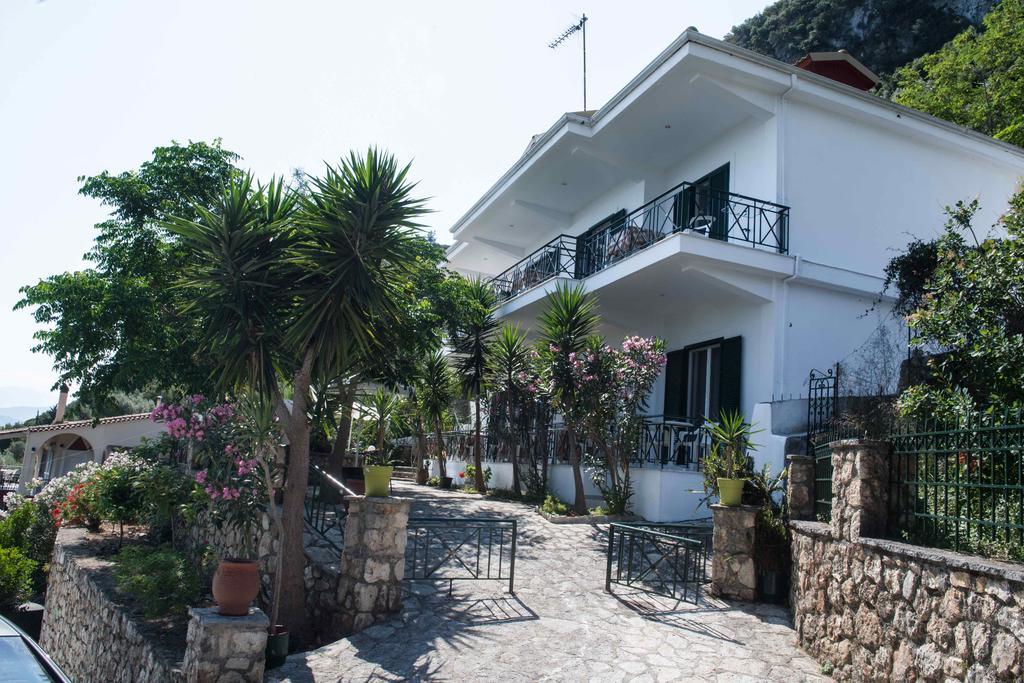 Bella Casa Studios Frínion Exterior foto