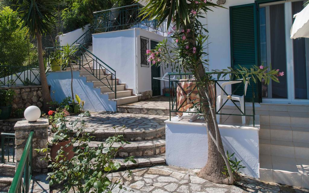 Bella Casa Studios Frínion Exterior foto